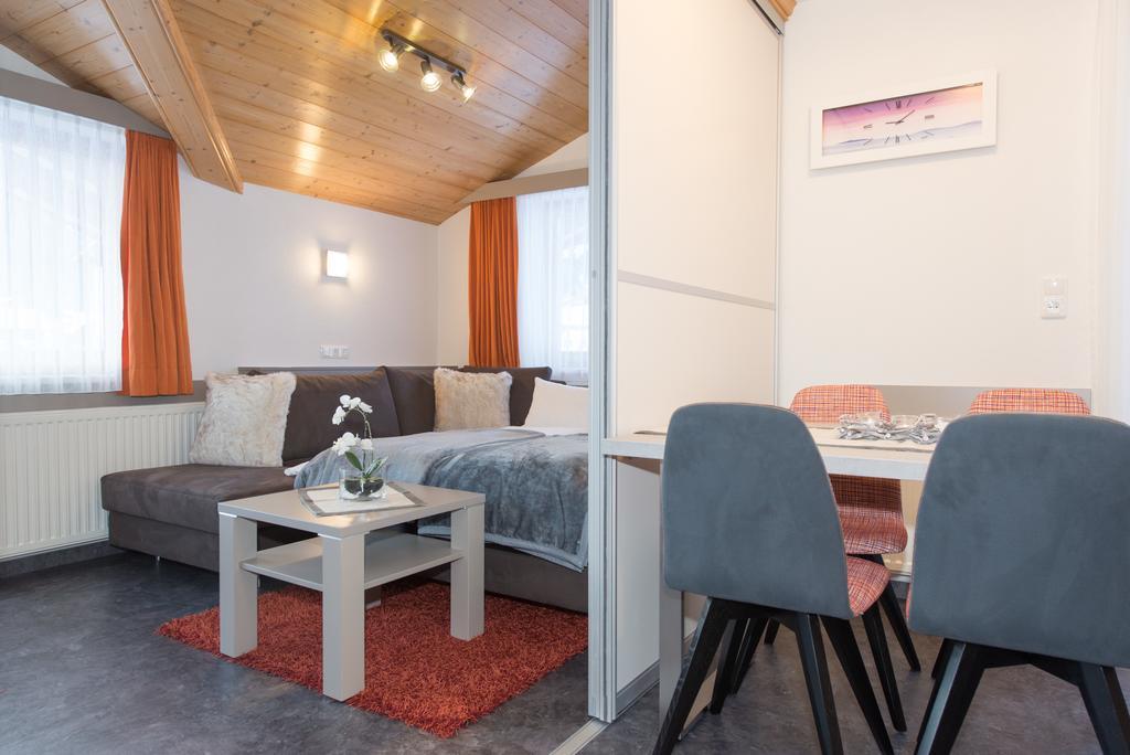 Appartements Schneezauber Lermoos Room photo
