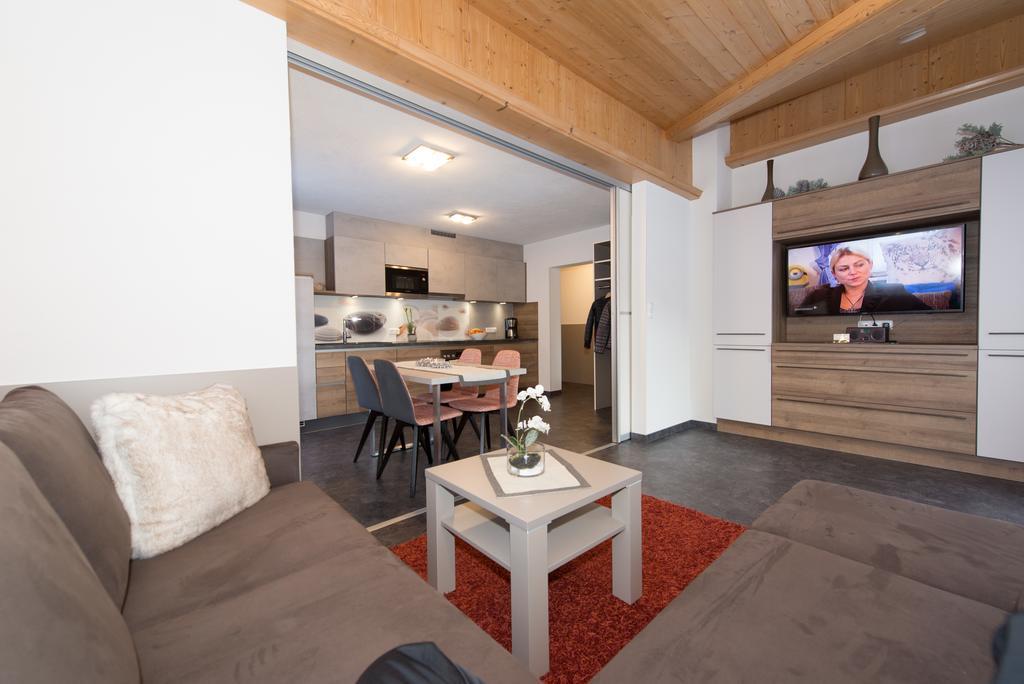Appartements Schneezauber Lermoos Room photo
